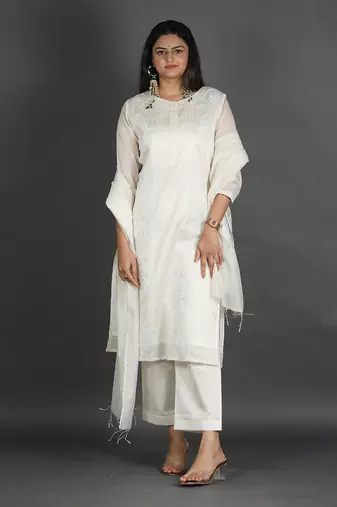white coloured chanderi silk set & dupatta with heavy dori embroidery on kurta