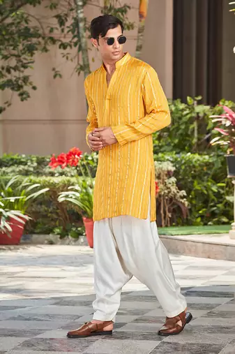 Nireka - Chikankari Kurta Set