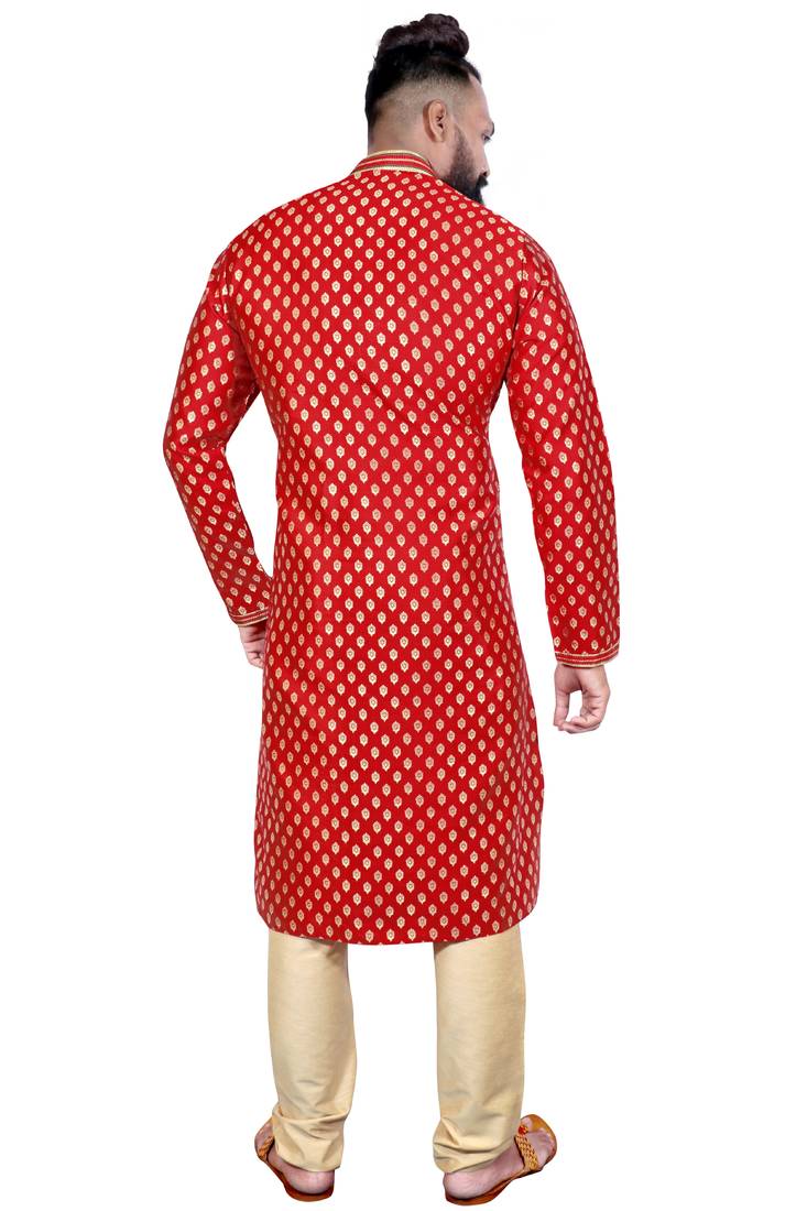 Red color Self Design jacquard cotton kurta with payjama