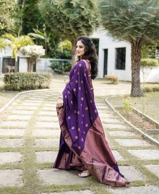 Purple Handloom Silk Saree With Zari Weaving 4