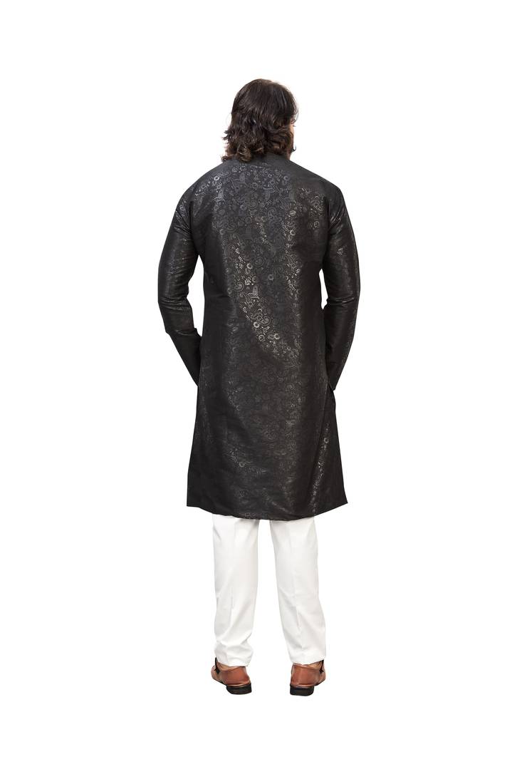 Black color Printed kurta with payjama