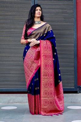 Navy Blue Colour Kylie Silk Saree With Handloom Weaving 1