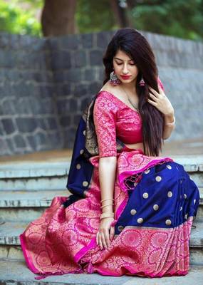 Navy Blue Colour Kylie Silk Saree With Handloom Weaving 4