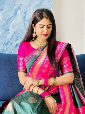 Green Colour Kylie Silk Saree With Handloom Weaving 3