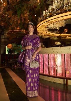 Purple Kihaarika Womens Silk Blend Woven Design Handloom Saree With Blouse 1