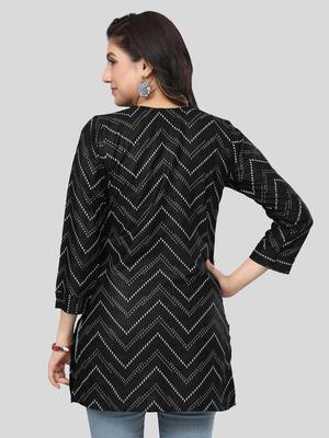 Black printed rayon short-kurtis 2