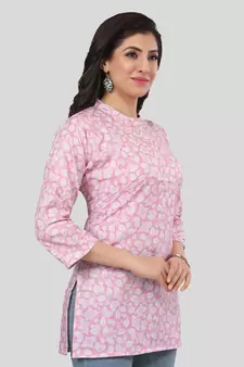 Pink printed crepe short-kurtis