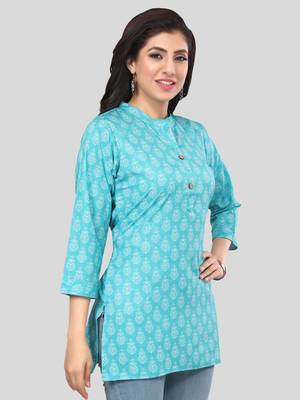 Green printed crepe short-kurtis 4