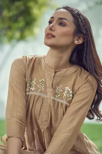 Baarik Warm Tan Kurta Set