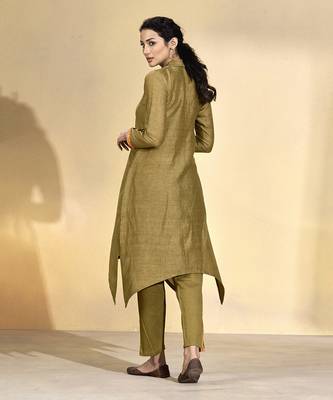 Ta'Aruf Medium Oak Kurta Set 2