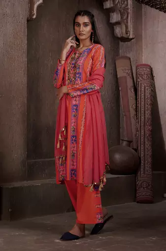 Aarya Red Straight Kurta Set