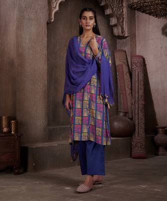 Aarya Blue A-Line Kurta Set 4