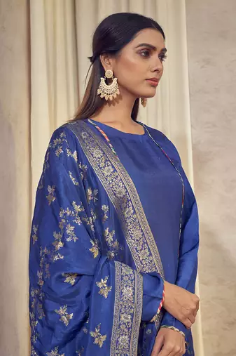 Tehzeeb Blue Paneled Kurta Set