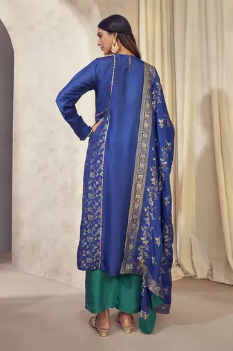 Tehzeeb Blue Paneled Kurta Set