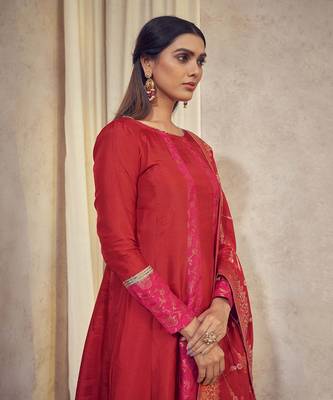 Tehzeeb Red Anarkali Set 5