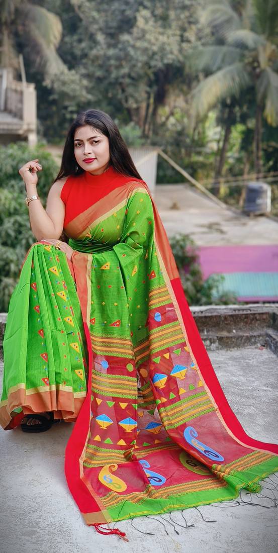 Green woven cotton silk saree with blouse