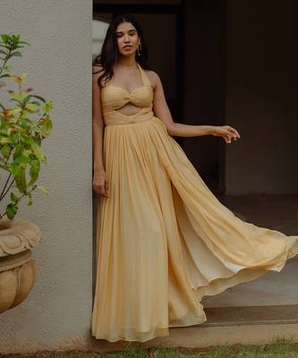 Vienna Blonde Yellow Gown 2