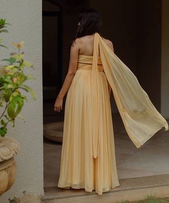 Vienna Blonde Yellow Gown 4