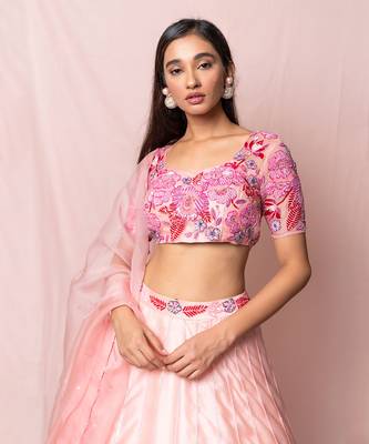 Delphine Soft Pink Satin Organza Set 6