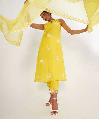 Ava Lemon Kurta Set With Emroidered 2