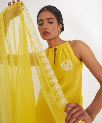 Ava Lemon Kurta Set With Emroidered 5
