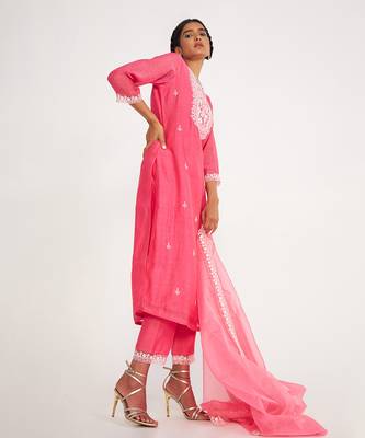 Nova Candy Pink Kurta Set With Emroidered 2