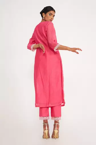 Nova Candy Pink Kurta Set With Emroidered