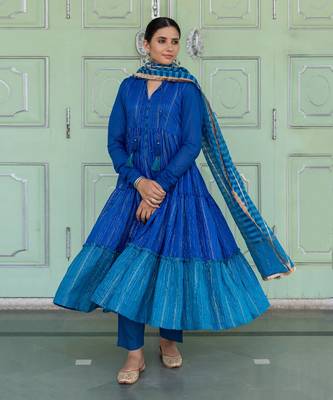 Bunphool Blue Anarkali Set 3