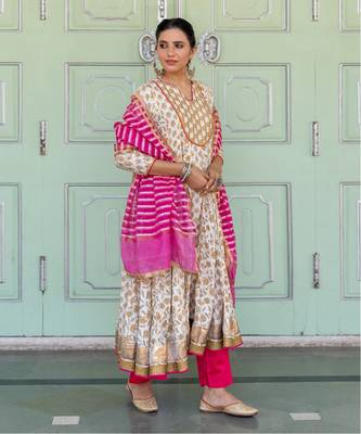 Chameli Ivory Anarkali Set 4