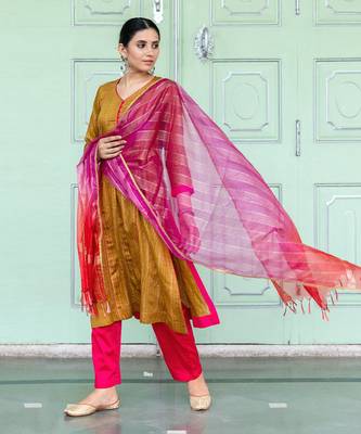 Mandakini Olive Kurta Set 2
