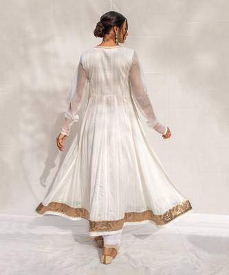 Chandani White Anarkali Set 5