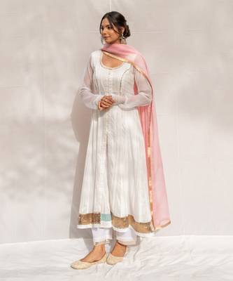 Chandani White Anarkali Set 6