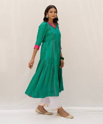 Taru Green Kurti Set 3