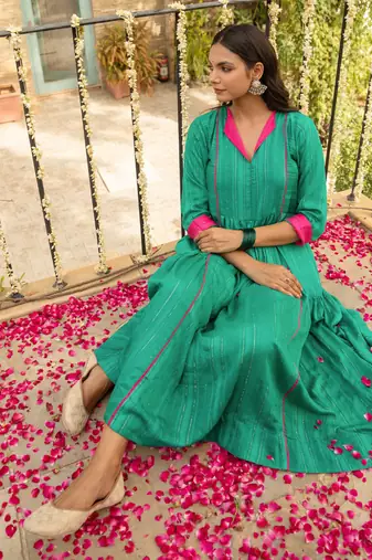 Taru Green Kurti Set