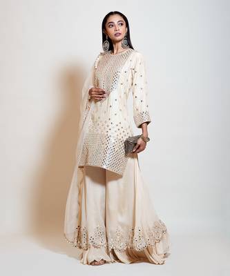 Ivory Sharara Set 2