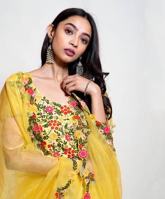 Light Yellow Kurta Flared Pant Set 3