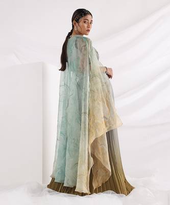 Marbellous Cape Skirt Set 2