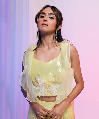 Bloom Ruffled Jacket Set 4