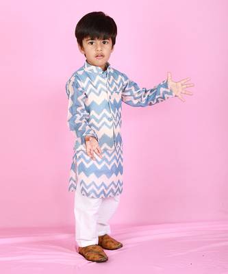 Blue And Off White Zig Zag Print Kurta Set 2