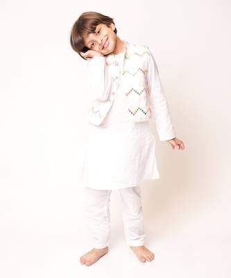 White Embellished Jacket Kurta Set 2