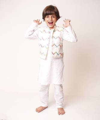 White Embellished Jacket Kurta Set 4