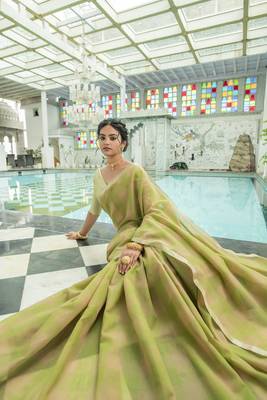 Mehendi woven linen saree with blouse 2