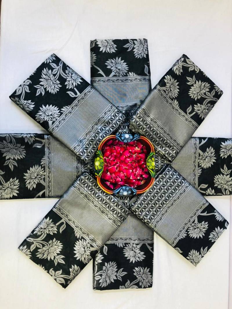 Black Kanjivaram Silk Saree With Zari Weaving