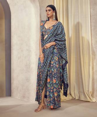 Blue Maaya Pre Drape Double Pallu Saree With Butterfly Top 2