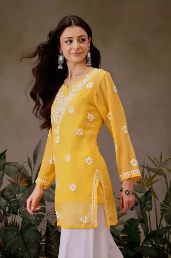 Hand Embroidered Yellow Georgette Lucknowi Chikankari Indian Women Straight Short Kurti With Slip