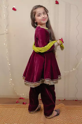 Wine Velvet Kurta Set With Dupatta
