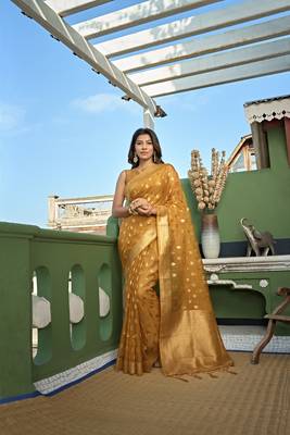 Mustard woven organza saree with blouse 1