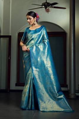 Blue woven kanchipuram silk blend saree with blouse 3