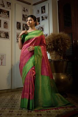 Pink woven kanchipuram silk saree with blouse 2