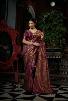 Wine woven kanchipuram silk blend saree with blouse 2
